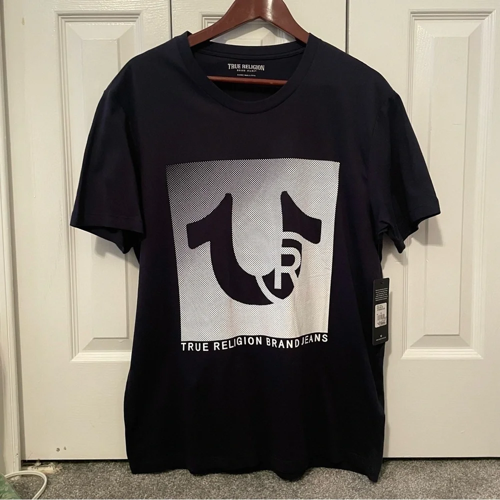 TRUE RELIGION XL Tshirt